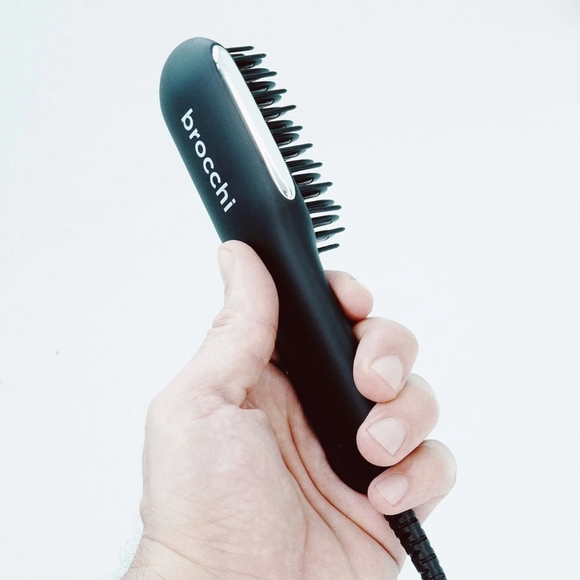 LED CERAMIC HAIR & BEARD STYLING STRAIGHTENING BRUSH BY BROCCHI - Picture 2 of 5